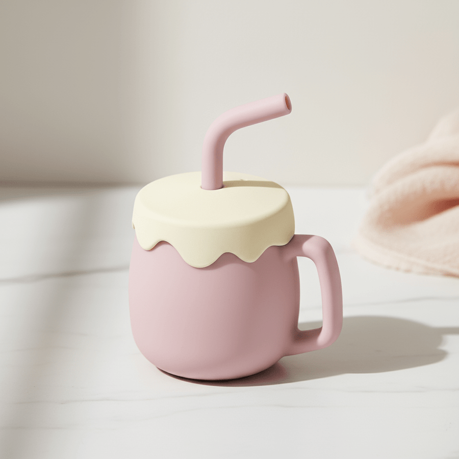 Kubek 2w1 Pij i Podjadaj 200ml — w użyciu | dlaBambika