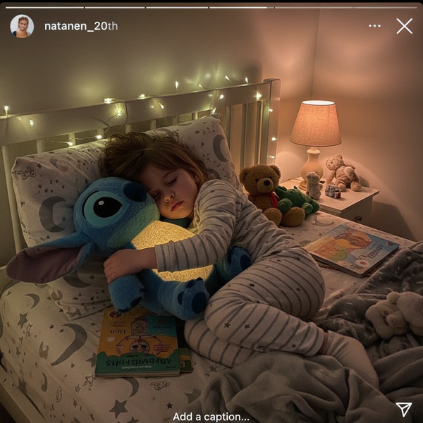 Lena nie zasypia bez swojego Stitcha. Codziennie 💙